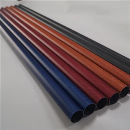 Цев од угљеничних влакана у боји